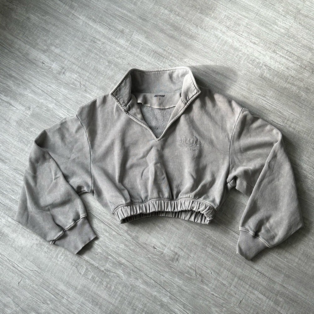 Bo+Tee Cropped Runner Up Hoodie/Grey/Size Small